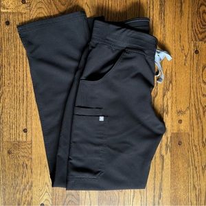 FIGS Kade Cargo Black Pants